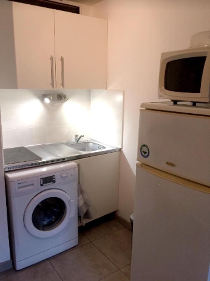 Appartement Charmant A Canet En Roussillon 36 M² Piscine Partagee Exterior foto